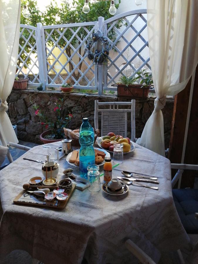 Lughera B&B Tula Exterior photo